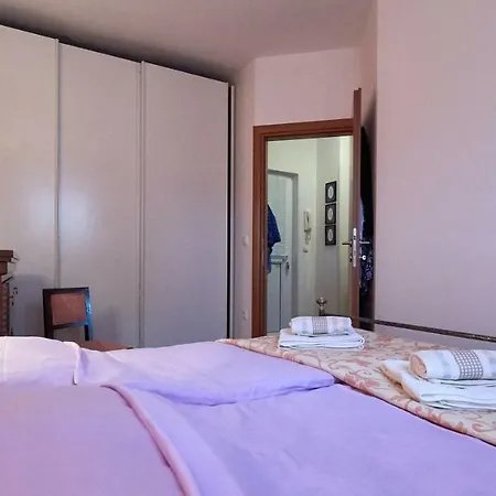 דירה Monina